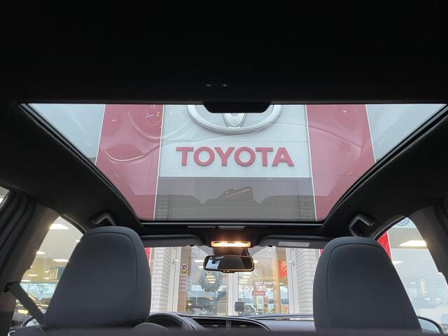 Toyota YARIS 1.5 Hybrid Bi-Tone Plus | Panoramadak | Navi | Achteruitrijcamer
