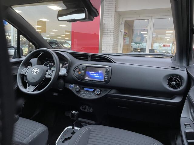 Toyota YARIS 1.5 Hybrid Bi-Tone Plus | Panoramadak | Navi | Achteruitrijcamer