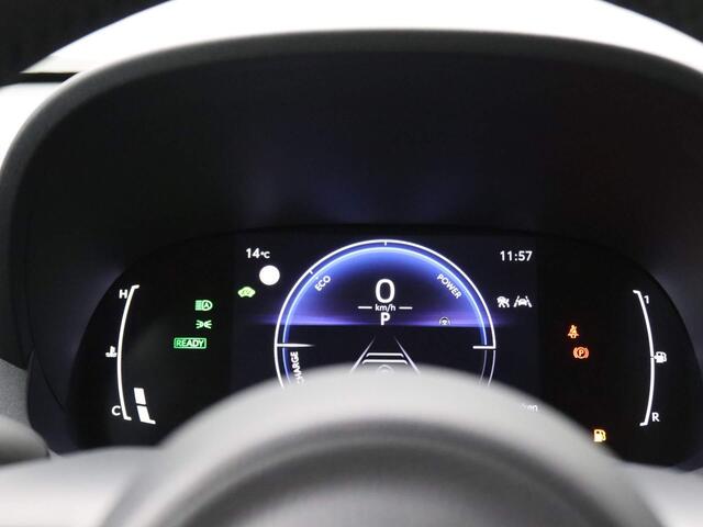 Toyota YARIS Cross 1.5 Hybrid Active 115PK Aut. Navi via Apple Carplay/Android Auto, Achteruitrijcamera, Adaptieve Cruise Controle, Stoel- & Stuurverwarming, Voorruitverwarming, 16" LM Velgen