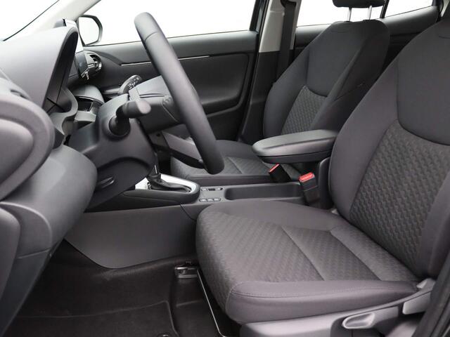 Toyota YARIS Cross 1.5 Hybrid Active 115PK Aut. Navi via Apple Carplay/Android Auto, Achteruitrijcamera, Adaptieve Cruise Controle, Stoel- & Stuurverwarming, Voorruitverwarming, 16" LM Velgen