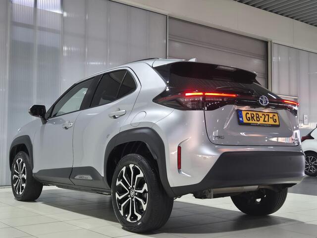 Toyota YARIS Cross 1.5 Hybrid | AWD | Stoelverwarming | 17'' LM Velgen |