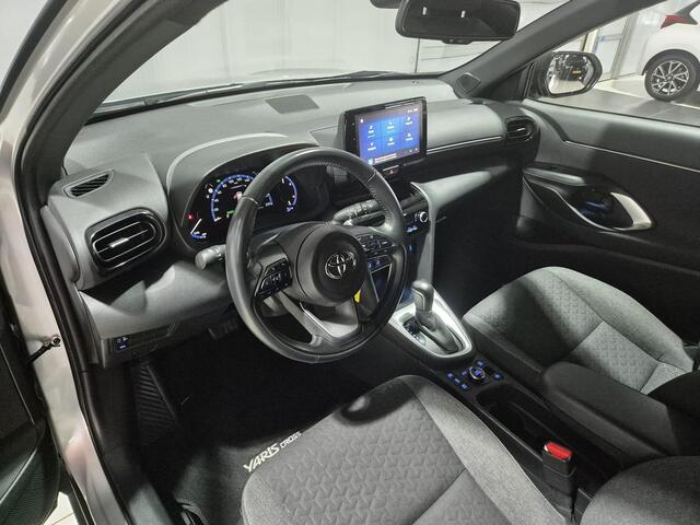 Toyota YARIS Cross 1.5 Hybrid | AWD | Stoelverwarming | 17'' LM Velgen |