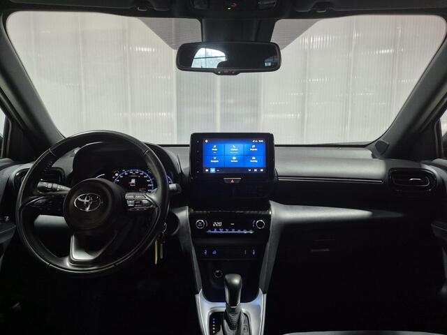 Toyota YARIS Cross 1.5 Hybrid | AWD | Stoelverwarming | 17'' LM Velgen |