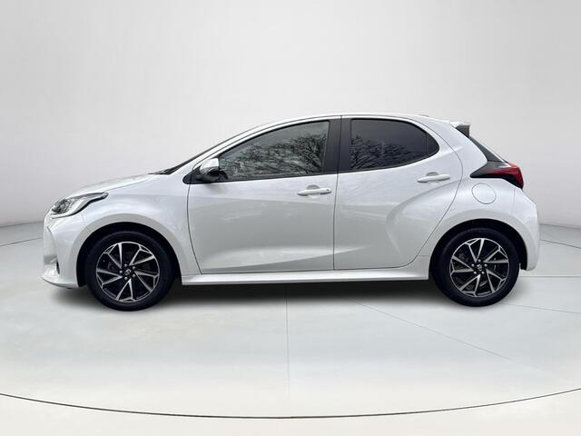 Toyota YARIS 1.5 Hybrid Dynamic | 06-10141018 Voor meer informatie