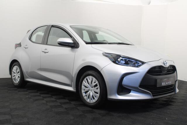 Toyota YARIS 1.5 Hybrid Active |Camera|Navi|ACC|