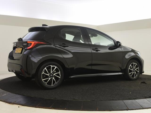 Toyota YARIS 1.5 Hyb. Dynamic | Camera | Carplay