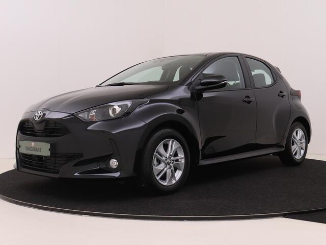 Toyota YARIS 1.0 VVT-i Active / Carplay / Adaptive Cruise / LMW