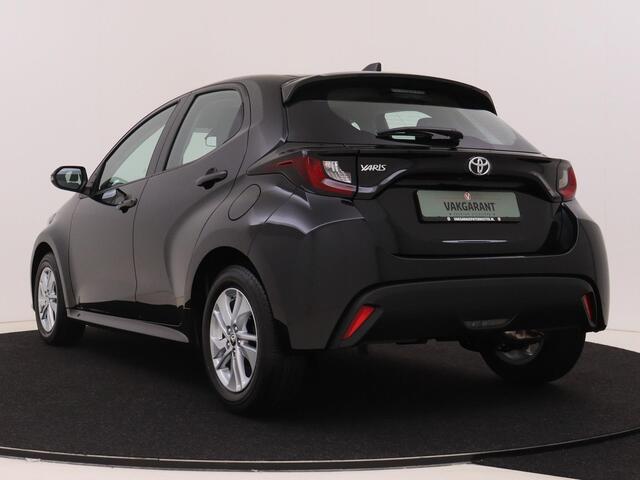 Toyota YARIS 1.0 VVT-i Active / Carplay / Adaptive Cruise / LMW