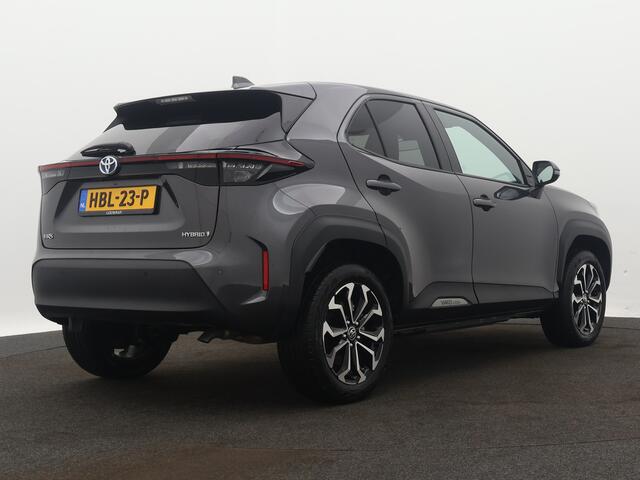 Toyota YARIS Cross 1.5 Hybrid Dynamic Limited | Winter Pack | Apple Carplay/Android Auto | Achteruitrijcamera | Parkeersensoren |