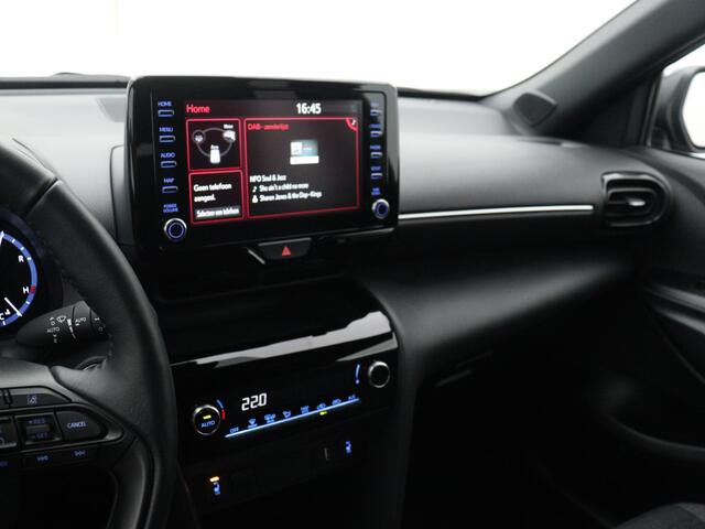 Toyota YARIS Cross 1.5 Hybrid Dynamic Limited | Winter Pack | Apple Carplay/Android Auto | Achteruitrijcamera | Parkeersensoren |