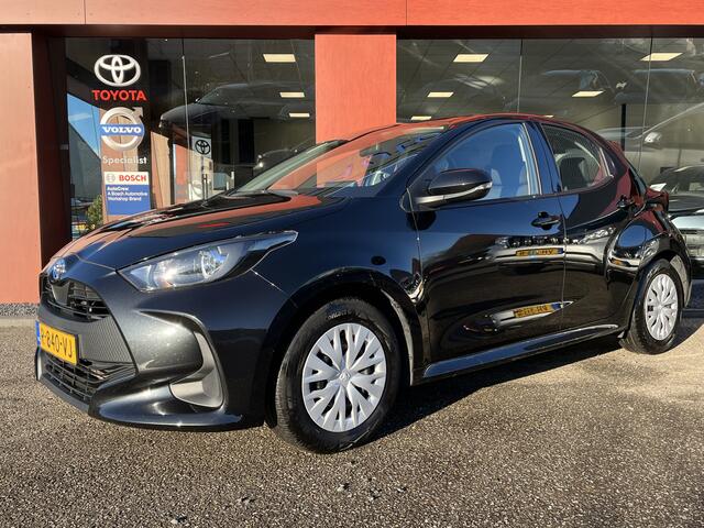 Toyota YARIS 1.5 Hybrid Active | Carplay | Climate | DAB | ACC