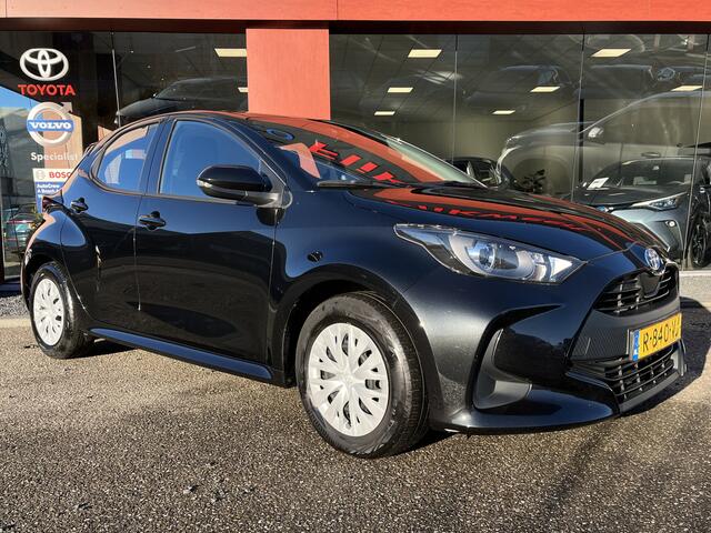 Toyota YARIS 1.5 Hybrid Active | Carplay | Climate | DAB | ACC
