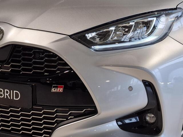 Toyota YARIS 1.5 Hybrid 130 GR Sport | Gr-sport plus pack | Nieuw op voorraad |