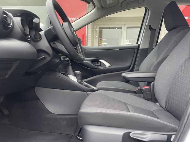 Toyota YARIS 1.5 Hybrid 115 Dynamic | stoelverwarming | All-Weatherbanden | A