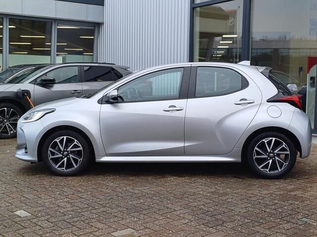 Toyota YARIS 1.5 VVT-i Dynamic | Navigatie | Carplay | Keyless |