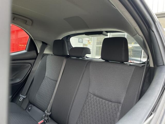 Toyota YARIS 1.5 Hybrid 115 Dynamic | Apple CarPlay Android Auto | DAB | Acht