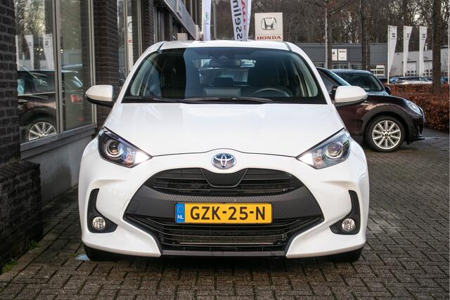 Toyota YARIS 1.5 Hybrid Active - All-in rijklrprs | clima | Apple cp/Android auto
