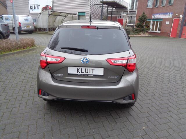 Toyota YARIS 1.5 Hybrid Y20 Stoelverwarming Achteruitrijcamera