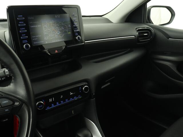 Toyota YARIS 1.5 Hybrid Dynamic | Navigatie |