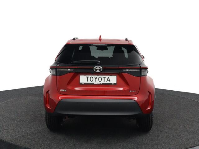 Toyota YARIS Cross 1.5 Hybrid 115 First Edition | Comfort Pakket | Nieuwe Auto | Zeer Compleet | 10 Jaar Garantie |
