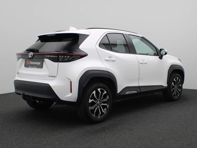 Toyota YARIS Cross 1.5 Hybrid Dynamic 115PK Aut. Achteruitrijcamera, Adaptieve Cruise Controle, Head-Up Display, Keyless, Clima, Stoelverwarming, Trekhaak, 17" LM Velgen