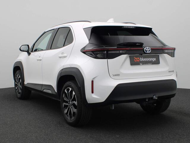Toyota YARIS Cross 1.5 Hybrid Dynamic 115PK Aut. Achteruitrijcamera, Adaptieve Cruise Controle, Head-Up Display, Keyless, Clima, Stoelverwarming, Trekhaak, 17" LM Velgen