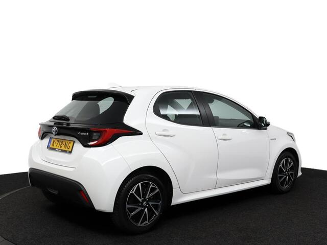 Toyota YARIS 1.5 Hybrid Dynamic | Adaptive Cruise Control | Lichtmetalen velgen | Achteruitrijcamera | Keyless Entry | 10 jaar garantie! |