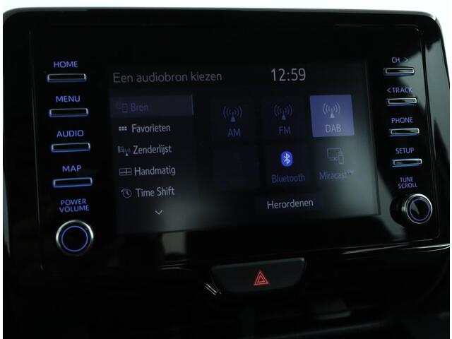Toyota YARIS 1.5 Hybrid Dynamic | Adaptive Cruise Control | Lichtmetalen velgen | Achteruitrijcamera | Keyless Entry | 10 jaar garantie! |