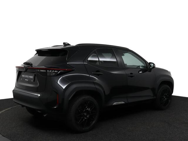 Toyota YARIS Cross 1.5 Hybrid 115 Black Edition | Stoelverwarming | Stuurwielverwarming | Parkeersensoren | Dode Hoek Detectie | Navigatie | Adaptive Cruise Control | Climate Control | All Season banden |