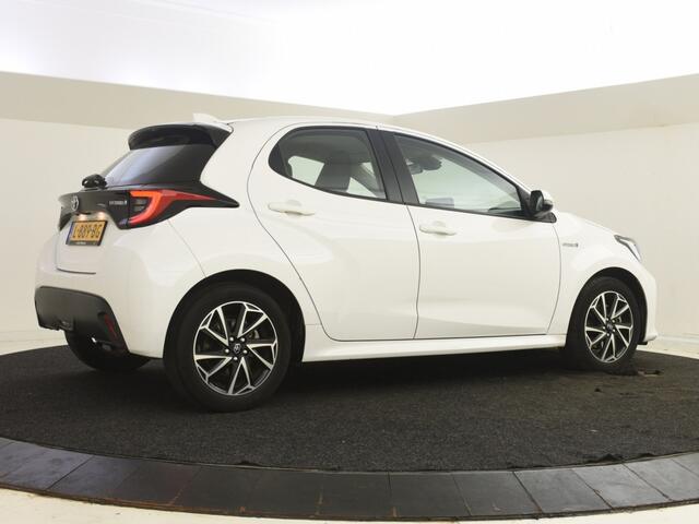 Toyota YARIS 1.5 Hybrid Dynamic | Camera | Apple & Android Carplay