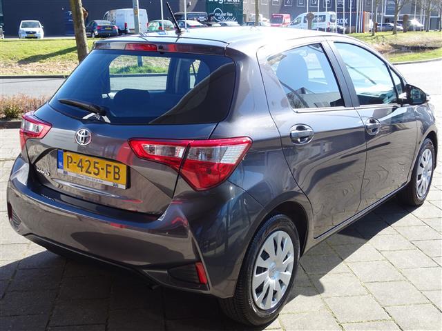 Toyota YARIS 1.0 VVT-i CONNECT