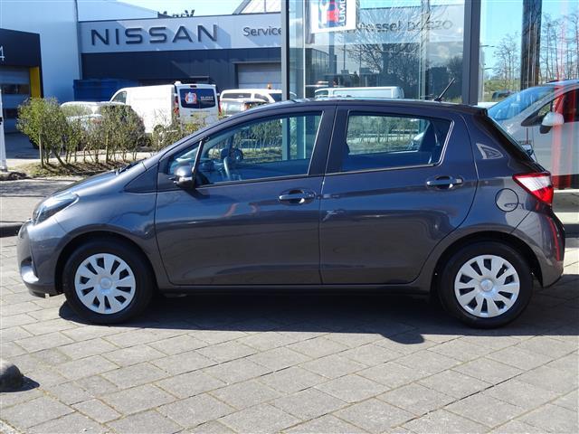 Toyota YARIS 1.0 VVT-i CONNECT