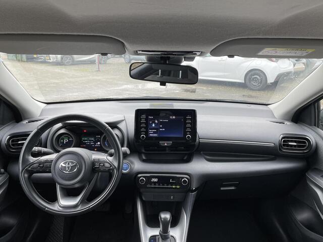Toyota YARIS 1.5 Hybrid Dynamic **APPLE CARPLAY/ PARKEERCAMERA/ 36 MAANDEN GARANTIE**