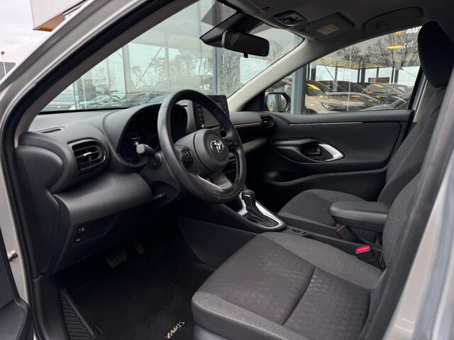 Toyota YARIS 1.5 Hybrid Active Navi/Apple/Android - camera
