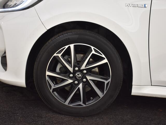 Toyota YARIS 1.5 Hybrid Dynamic | Camera | Apple & Android Carplay