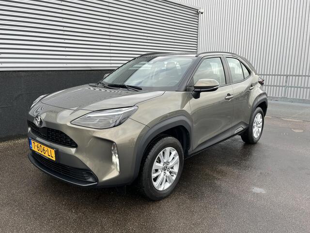 Toyota YARIS Cross 1.5 VVT-I Active Trekhaak, Apple carplay en/of Android auto navigatie, Achteruitrijcamera, Adaptieve cruise control, Climate control, NL-auto, BTW-auto