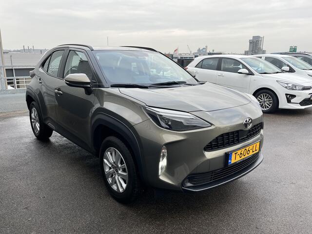 Toyota YARIS Cross 1.5 VVT-I Active Trekhaak, Apple carplay en/of Android auto navigatie, Achteruitrijcamera, Adaptieve cruise control, Climate control, NL-auto, BTW-auto