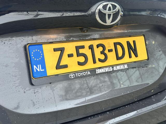 Toyota YARIS 1.5 Hybrid 115 First Edition