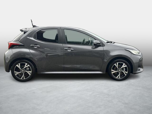 Toyota YARIS 1.5 Hybrid 115 First Edition