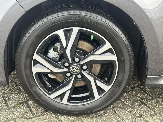 Toyota YARIS 1.5 Hybrid 115 First Edition