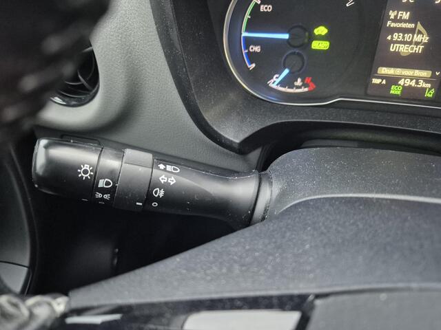 Toyota YARIS 1.5 Hybrid Aspiration Nederlandse auto, slechts 94.000KM