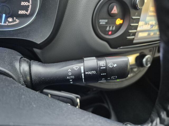 Toyota YARIS 1.5 Hybrid Aspiration Nederlandse auto, slechts 94.000KM