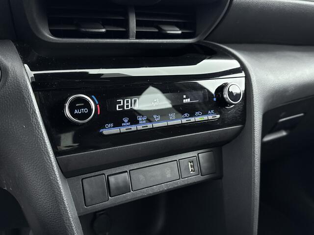 Toyota YARIS Cross 1.5 Hybrid Dynamic | Navigatie | Climate Control | Cruise Control Adapties | LM velgen | Apple Carplay/Android Auto |