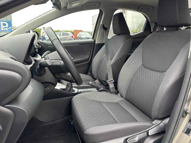 Toyota YARIS 1.5 VVT-i Active Carplay, NL Auto, slechts 21000km, Garantie tot 2033!