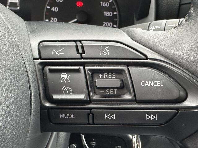 Toyota YARIS 1.5 VVT-i Active Carplay, NL Auto, slechts 21000km, Garantie tot 2033!