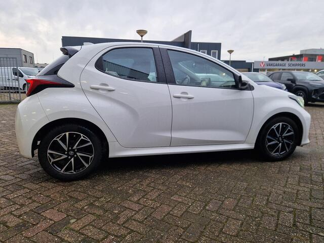 Toyota YARIS 1.5 VVT-i First Edition