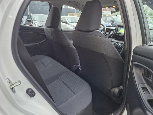 Toyota YARIS 1.5 VVT-i First Edition
