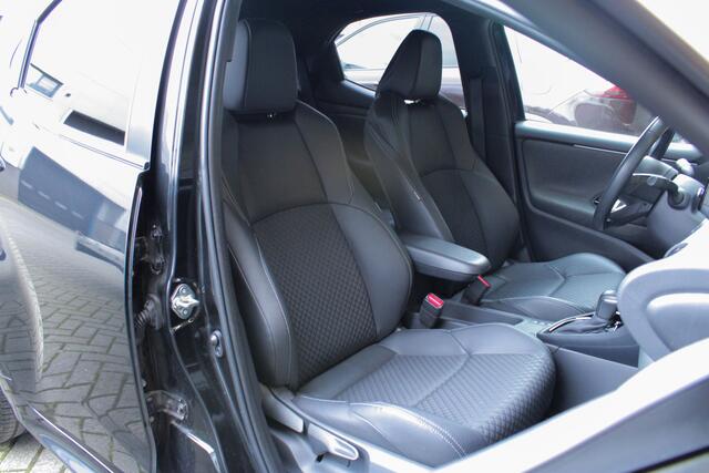 Toyota YARIS 1.5 Hybrid Launch Edition |nieuw onderhoud!|ACC|stoelverwarming|head-up|leder|navi|