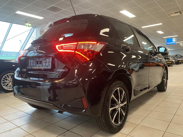 Toyota YARIS 1.5 Hybrid Dynamic Edition