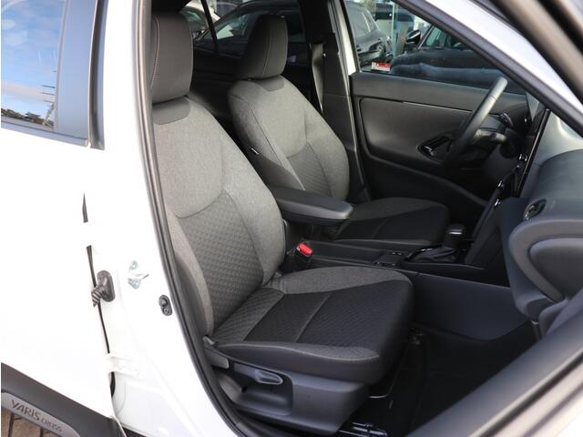 Toyota YARIS 1.5 Hybrid 130 Dynamic I Apple/Android Navi I LED I Camera I Key